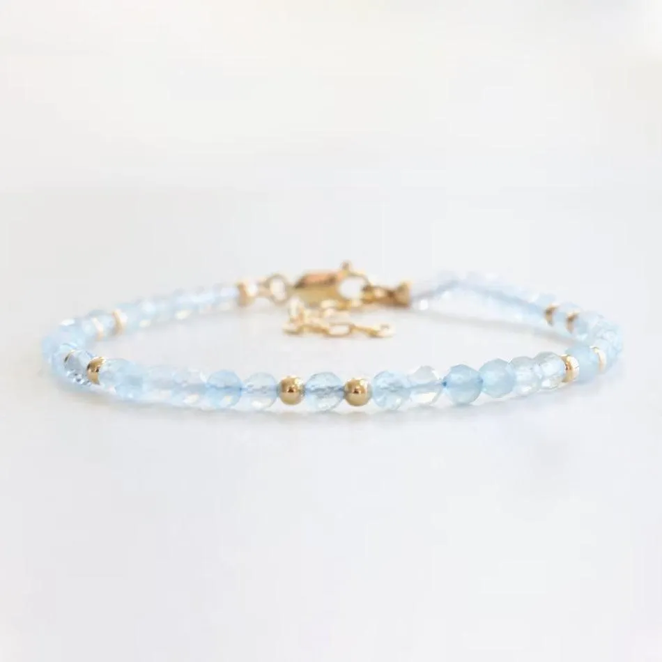 Aquamarine Dainty Bracelet