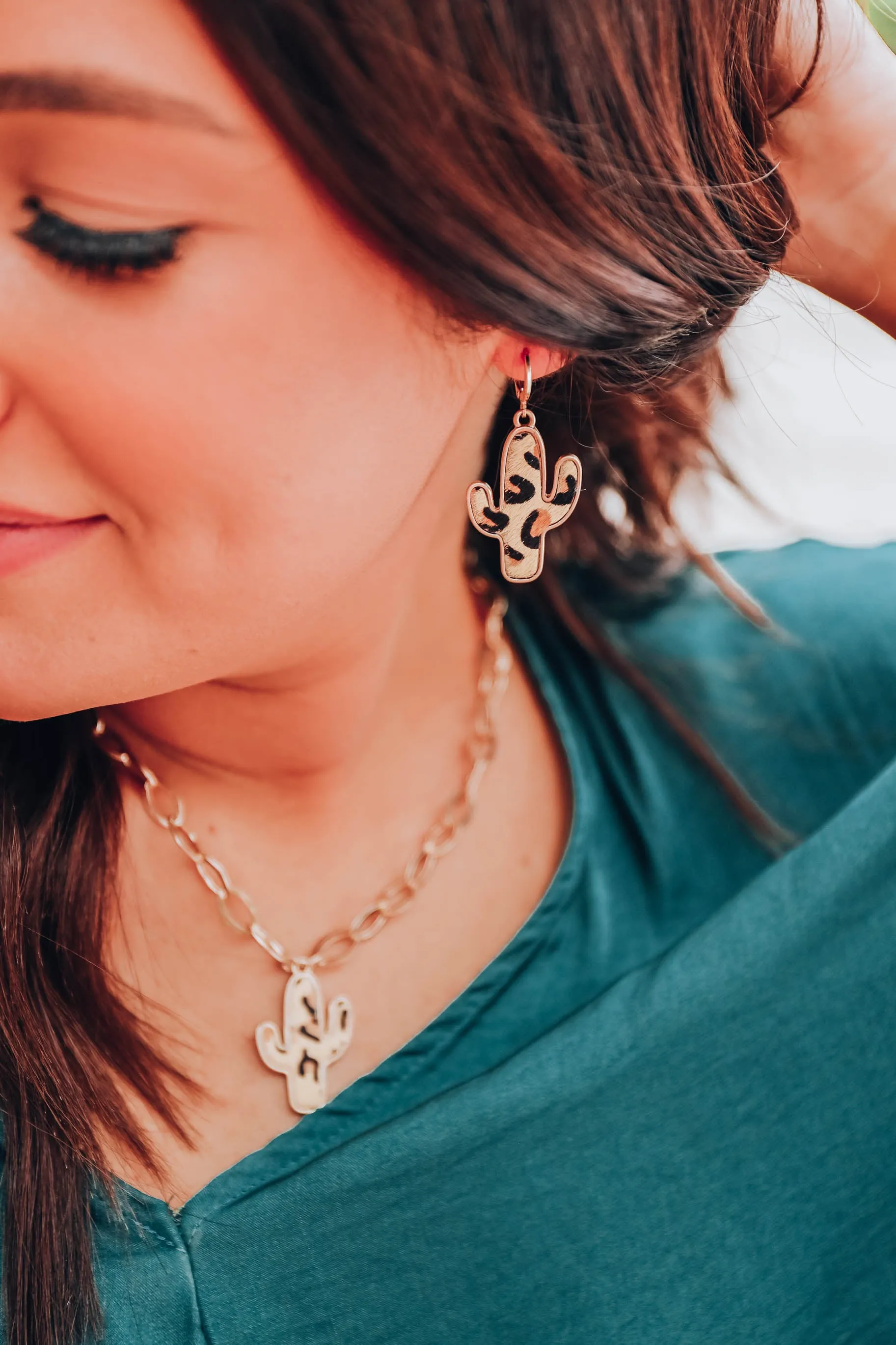 Leopard Cactus Earrings - Beige