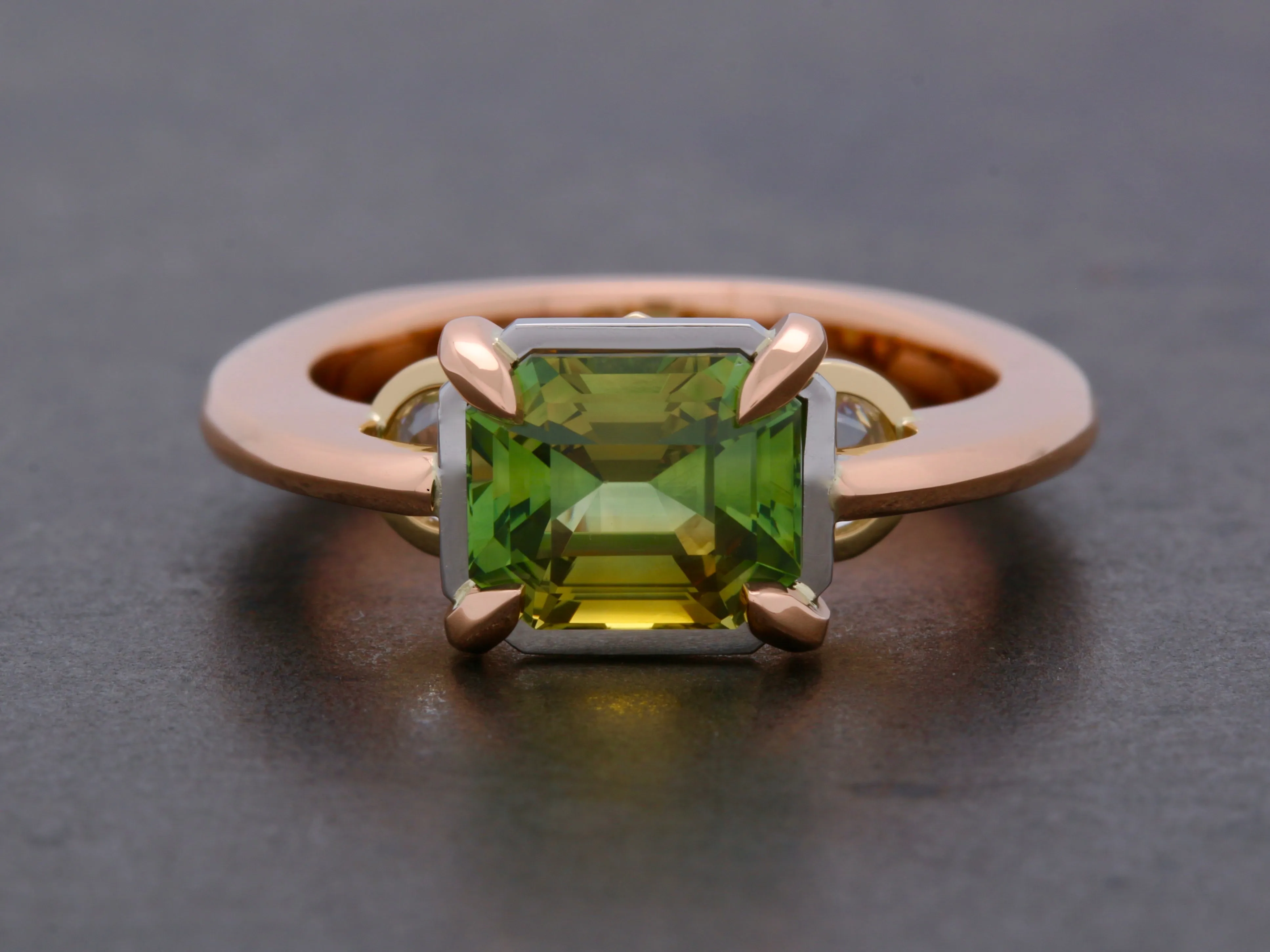 Palavara Ring